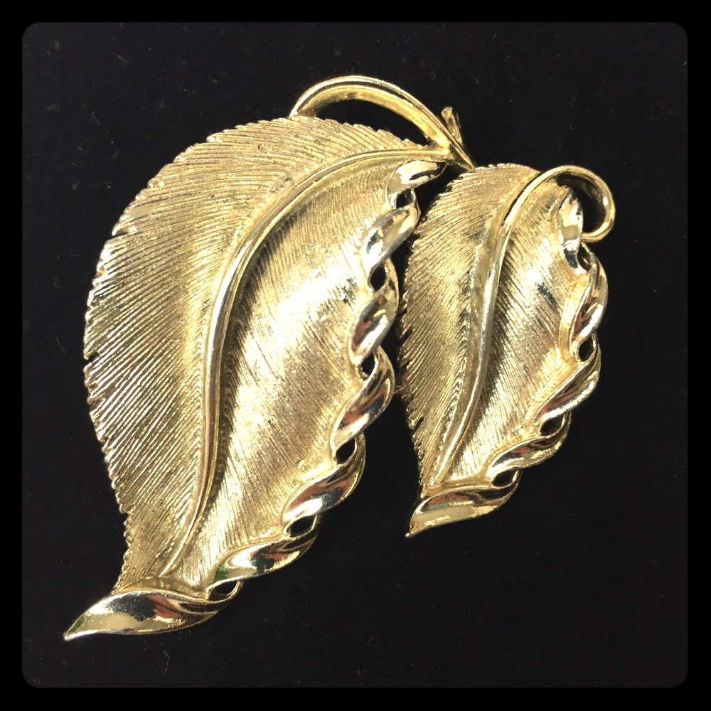 Vintage Lisner Signed Double Leaf Brooch & Pendant